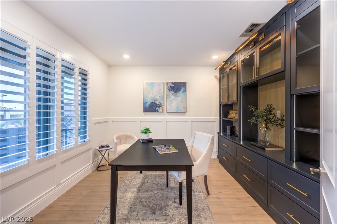 407 Prairie Sun Street