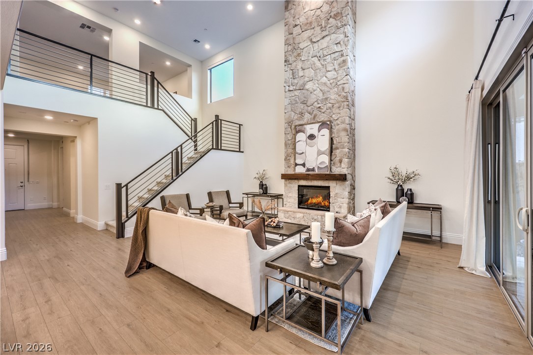 407 Prairie Sun Street