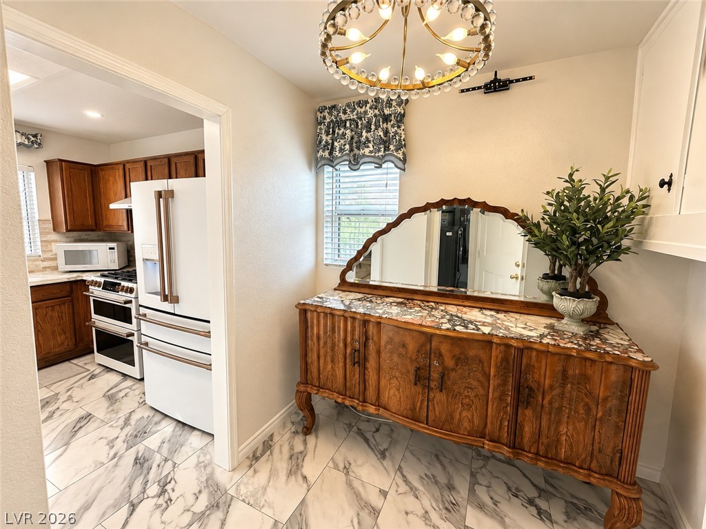 8613 Villa Ridge Drive