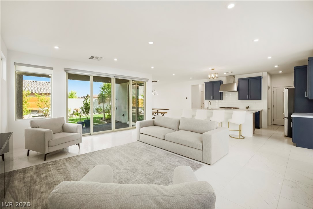9866 Homestead Mesa Street