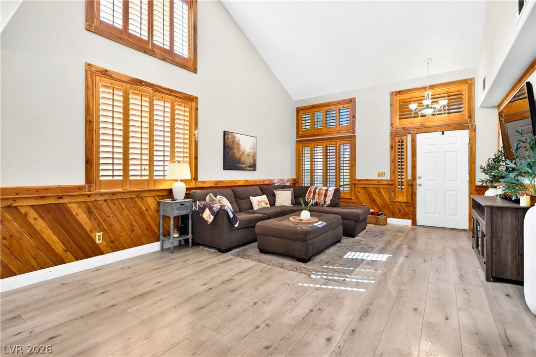 6228 Autumn Creek Drive