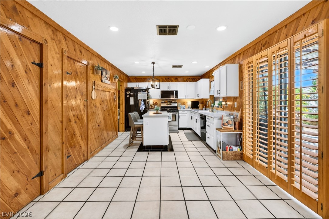 6228 Autumn Creek Drive