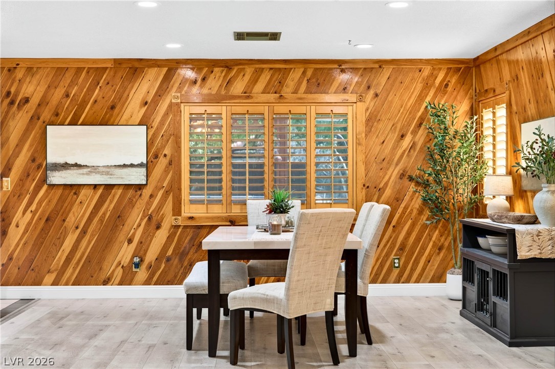 6228 Autumn Creek Drive
