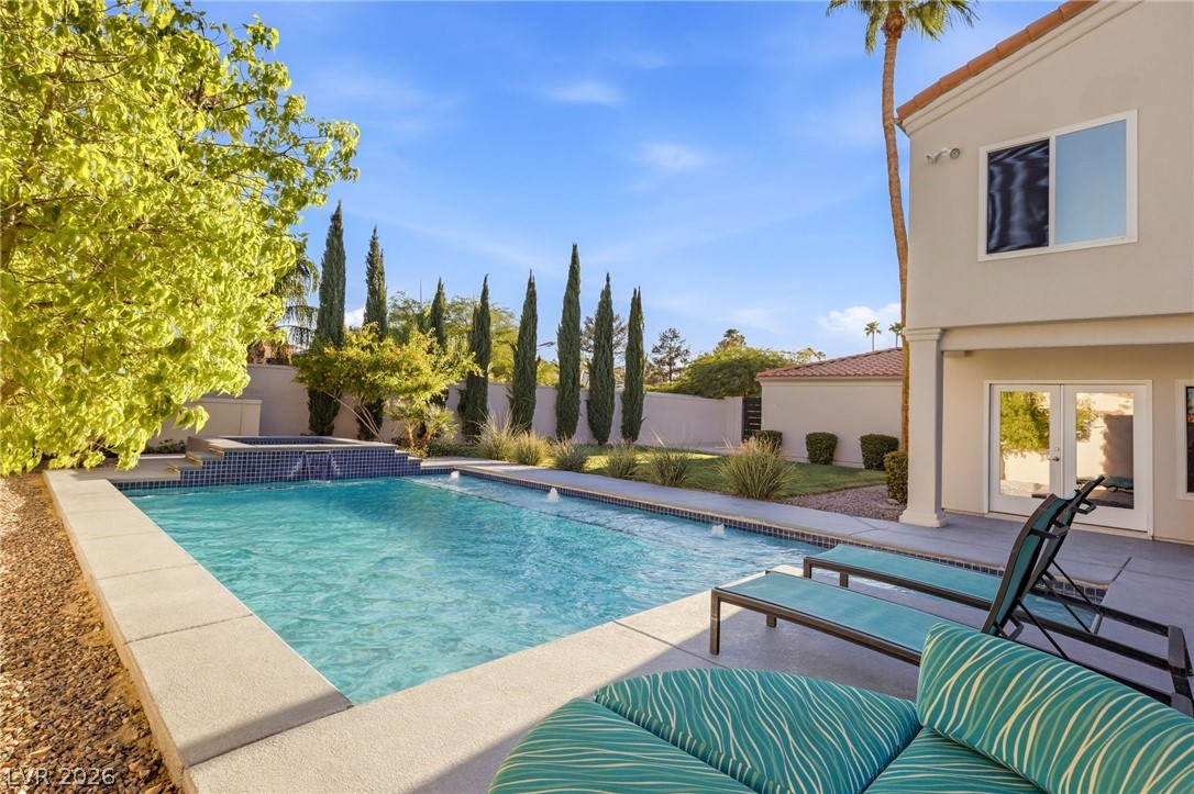 2060 Palm Canyon Court