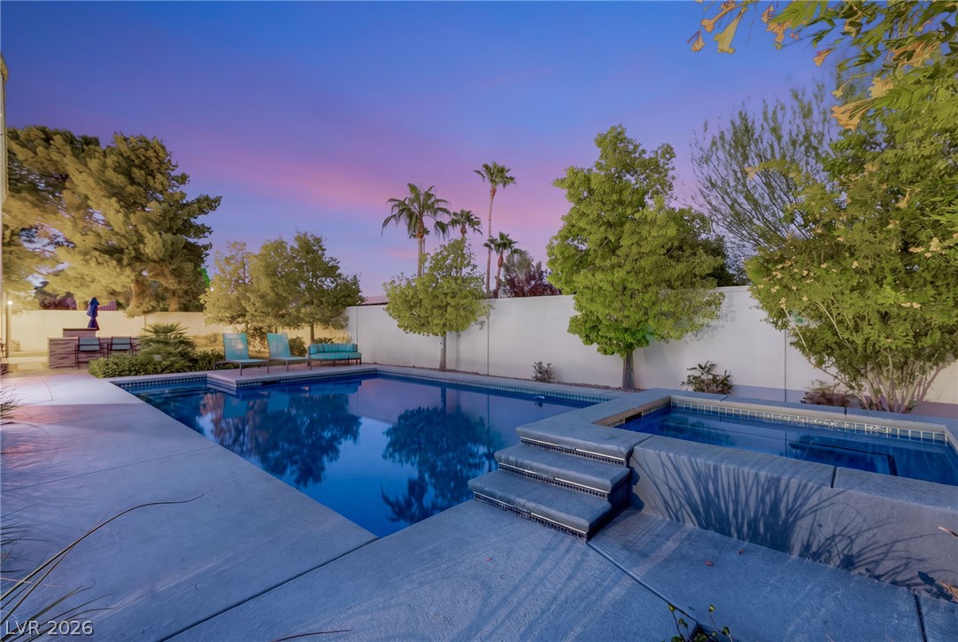 2060 Palm Canyon Court