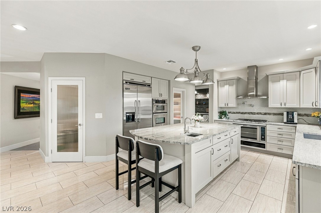 2060 Palm Canyon Court