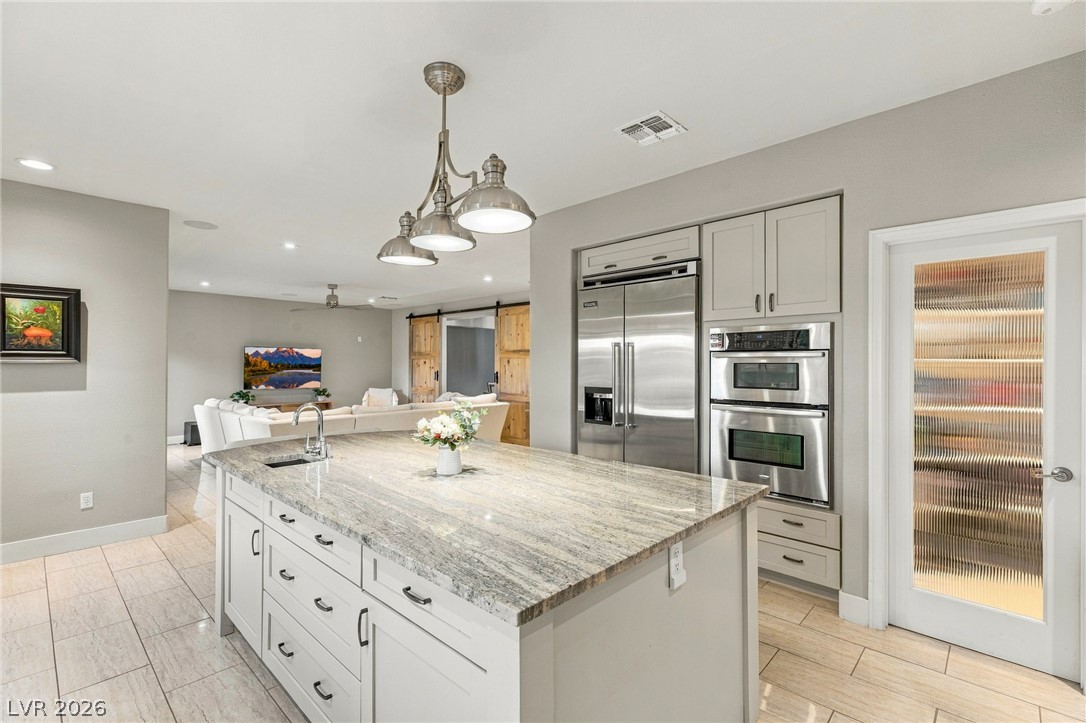 2060 Palm Canyon Court