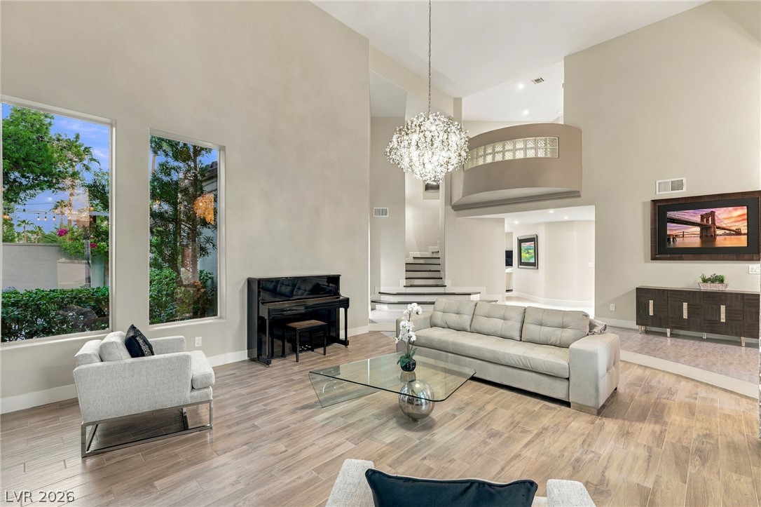 2060 Palm Canyon Court