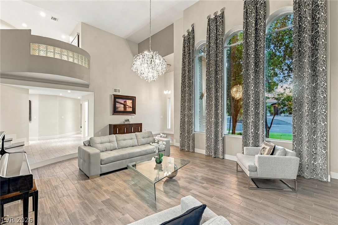 2060 Palm Canyon Court