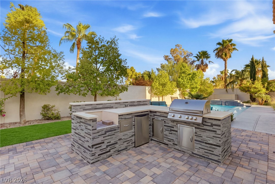 2060 Palm Canyon Court