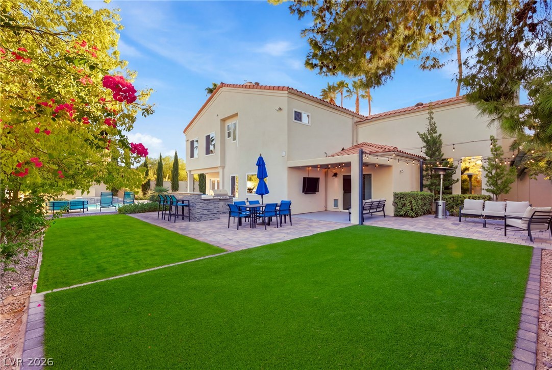2060 Palm Canyon Court