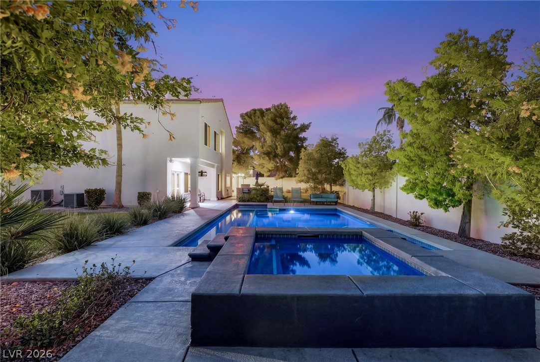 2060 Palm Canyon Court