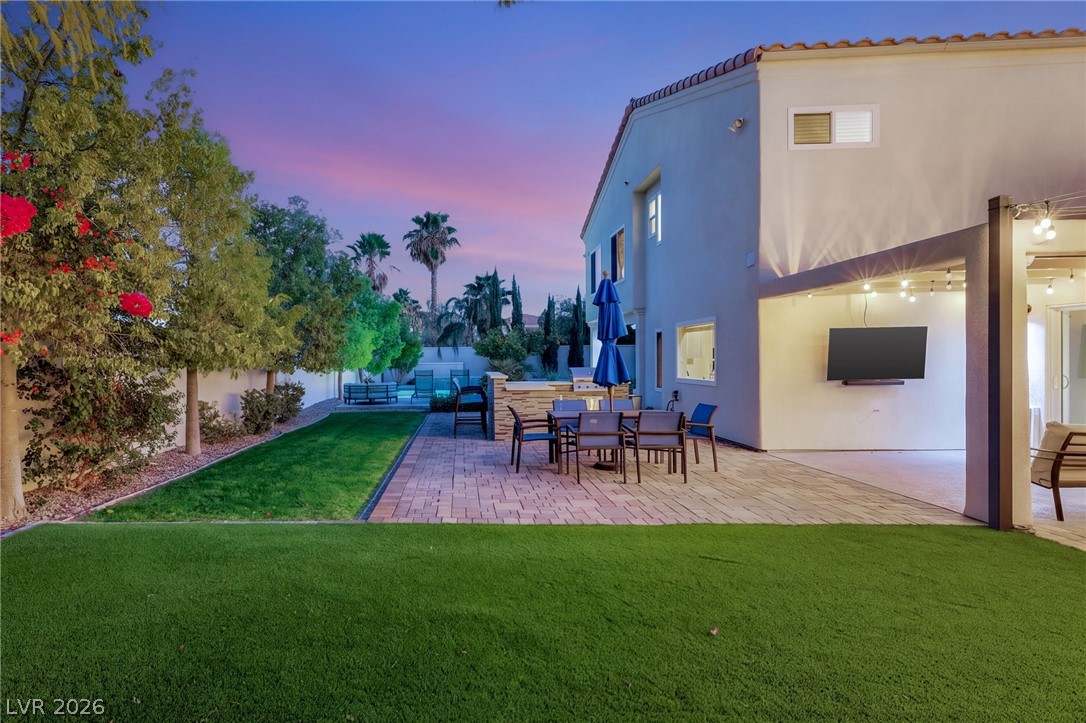 2060 Palm Canyon Court
