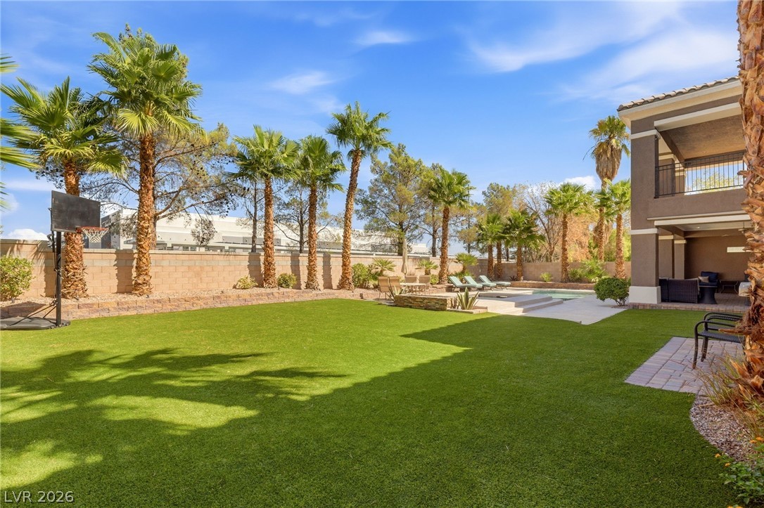 8052 Dark Hollow Place