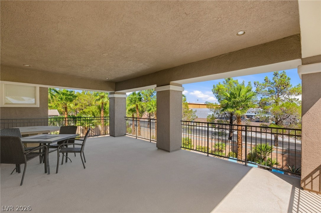 8052 Dark Hollow Place