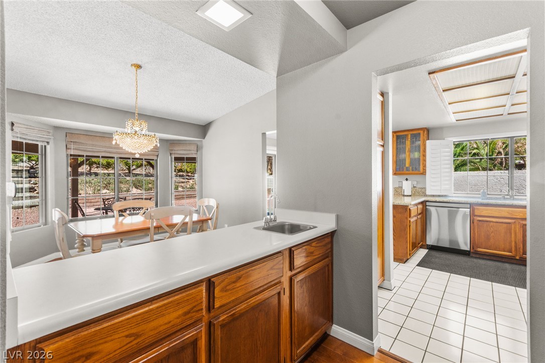 2805 Crystal Cove Drive