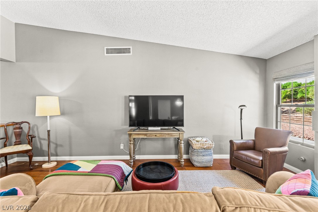 2805 Crystal Cove Drive