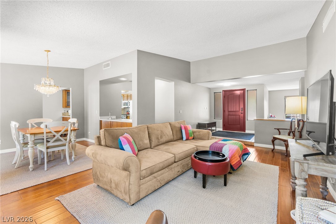2805 Crystal Cove Drive