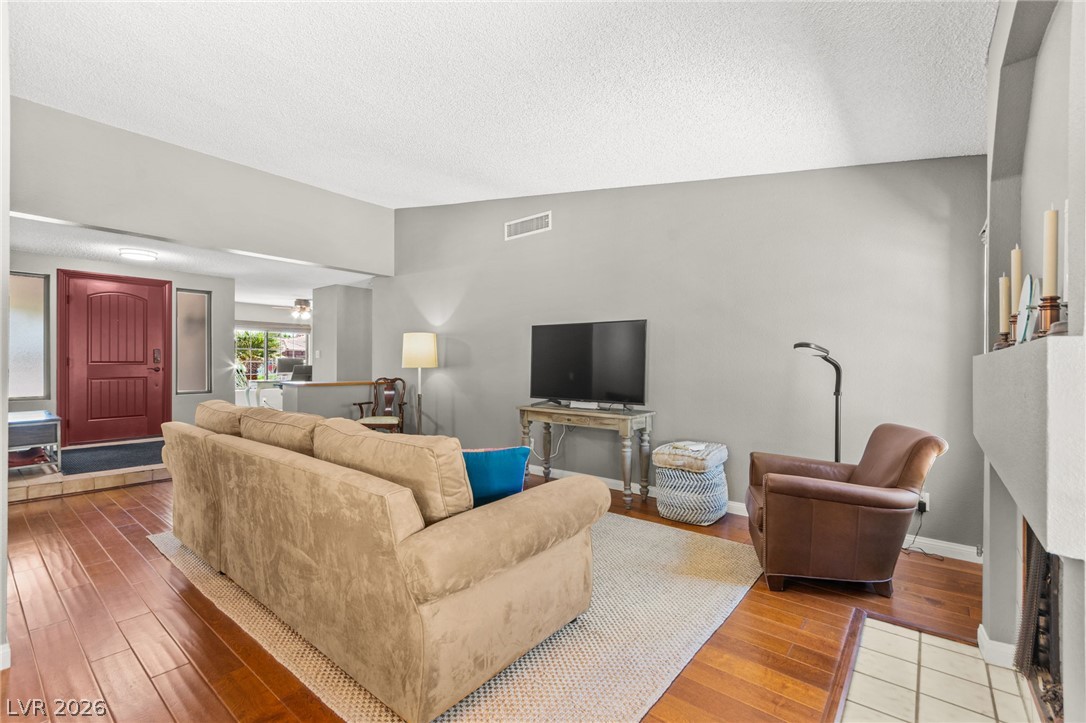 2805 Crystal Cove Drive