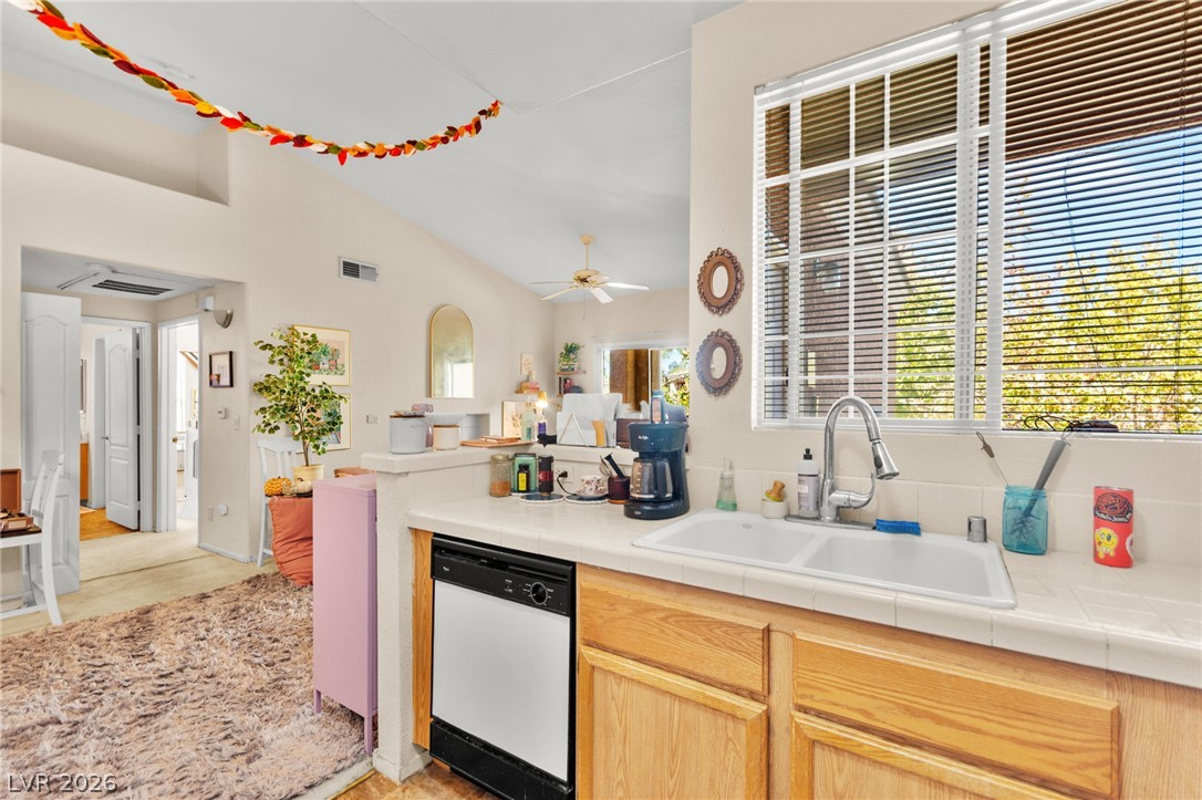 7628 Pacific Hills Avenue 204