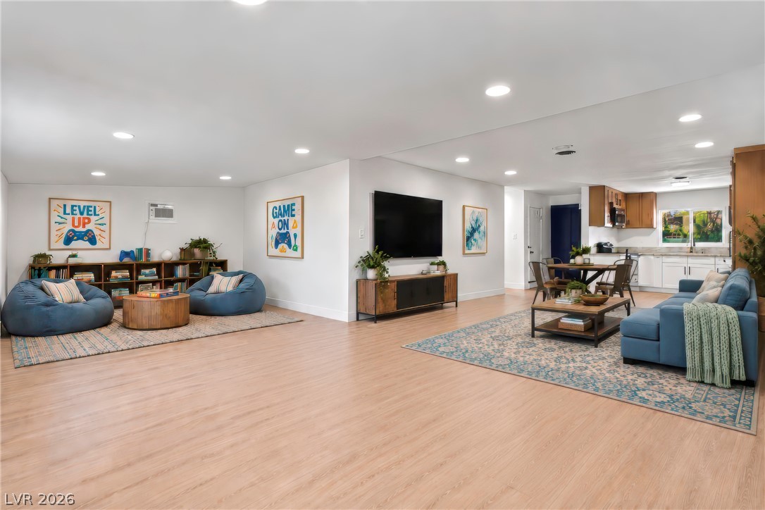 2000 Constantine Avenue