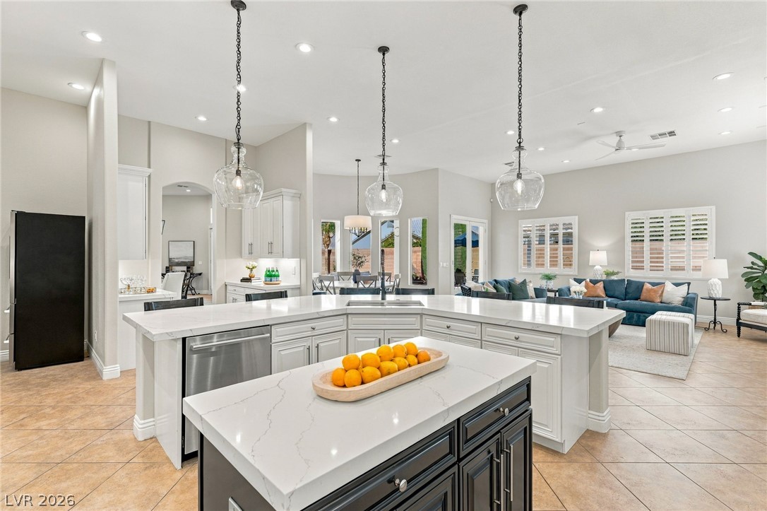 210 Torrey Morgan Way