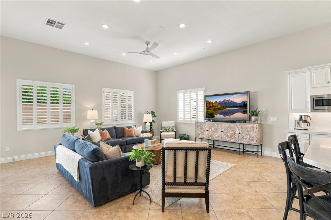 210 Torrey Morgan Way