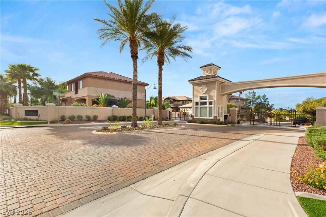 210 Torrey Morgan Way