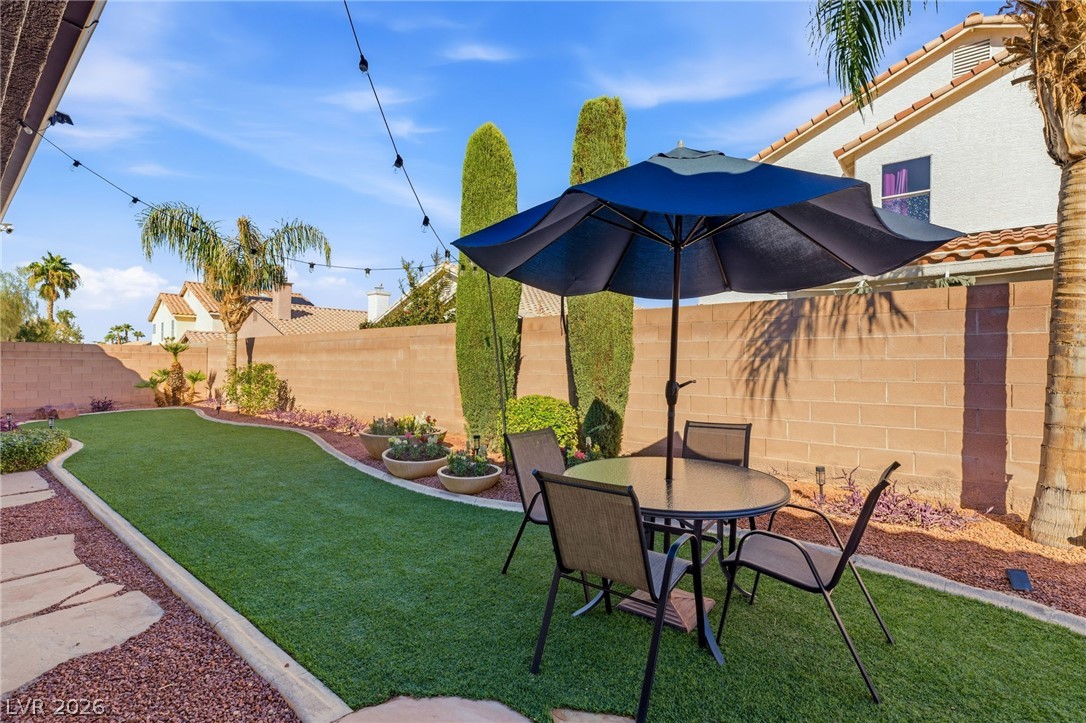 210 Torrey Morgan Way