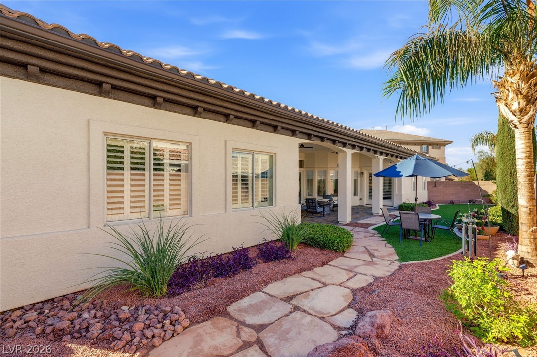 210 Torrey Morgan Way