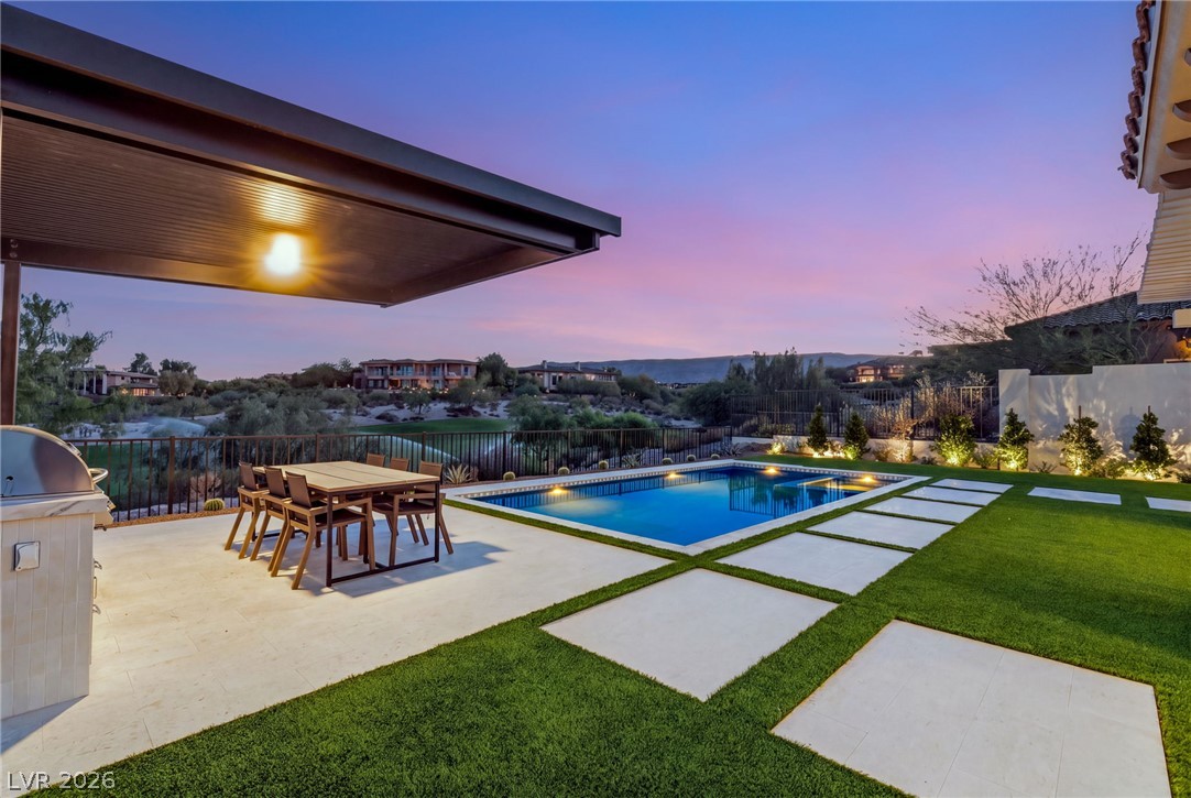11533 Glowing Sunset Lane