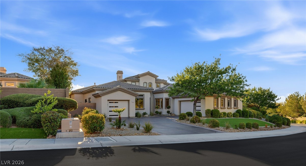 59 Desert Highlands Drive