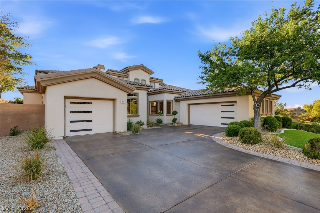 59 Desert Highlands Drive