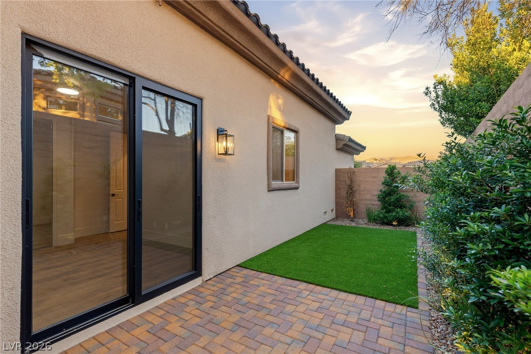 59 Desert Highlands Drive