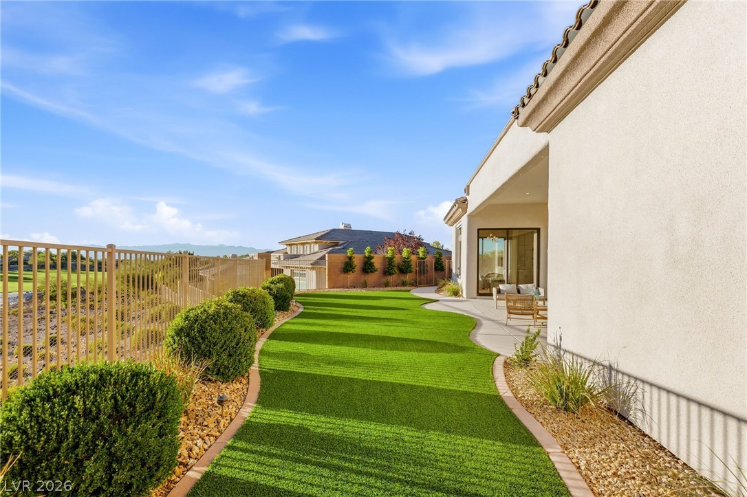 59 Desert Highlands Drive