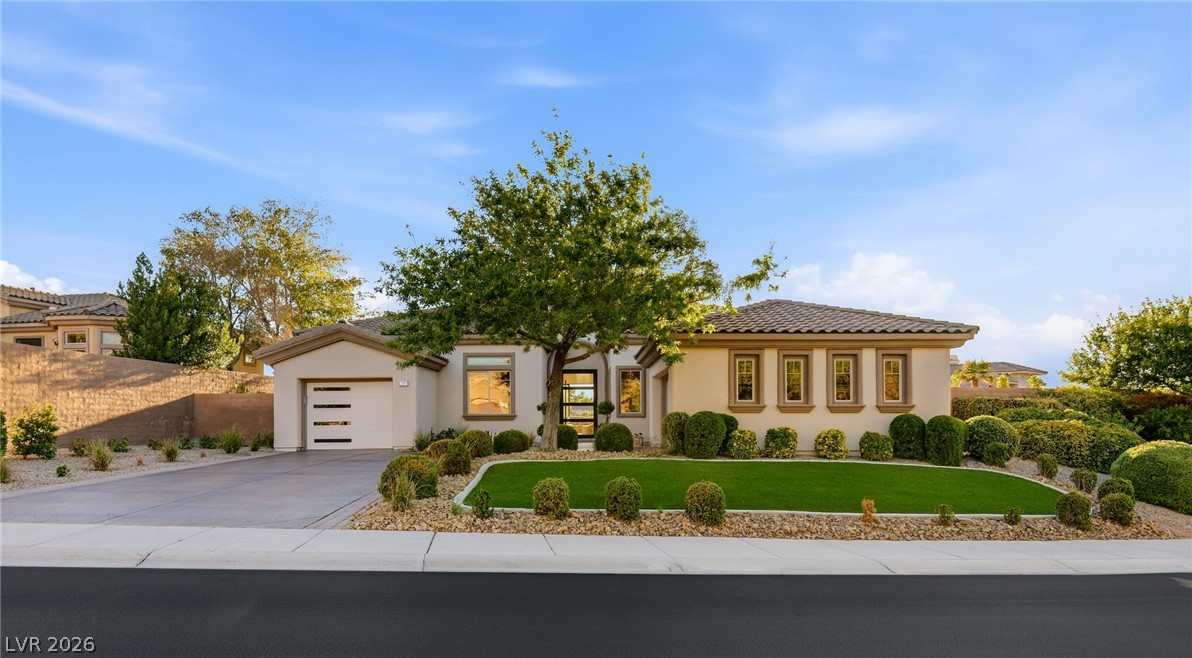 59 Desert Highlands Drive