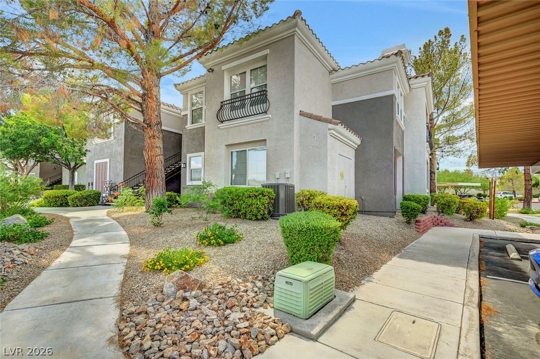 2325 Windmill Parkway 911