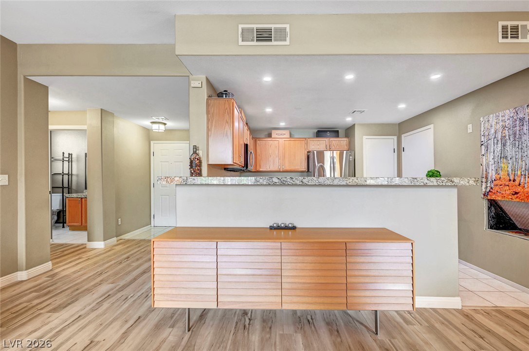 2325 Windmill Parkway 911