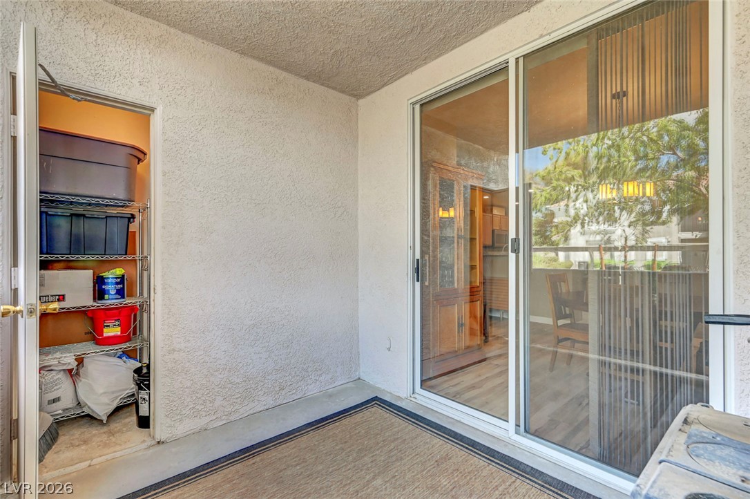 2325 Windmill Parkway 911