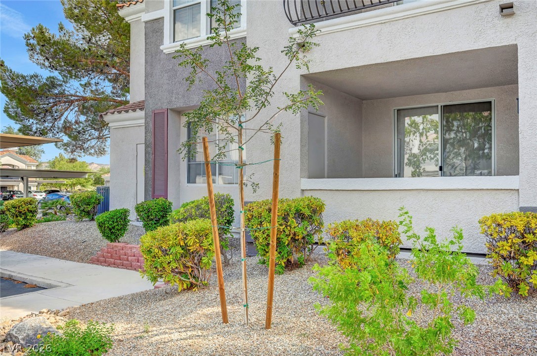 2325 Windmill Parkway 911