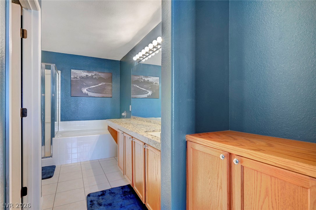 2325 Windmill Parkway 911