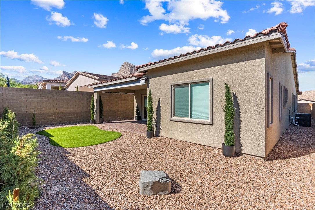 11617 Falcon Gorge Avenue
