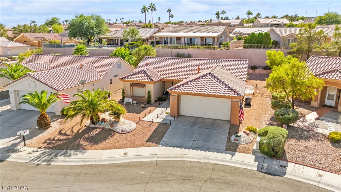 10721 Hunters Woods Place