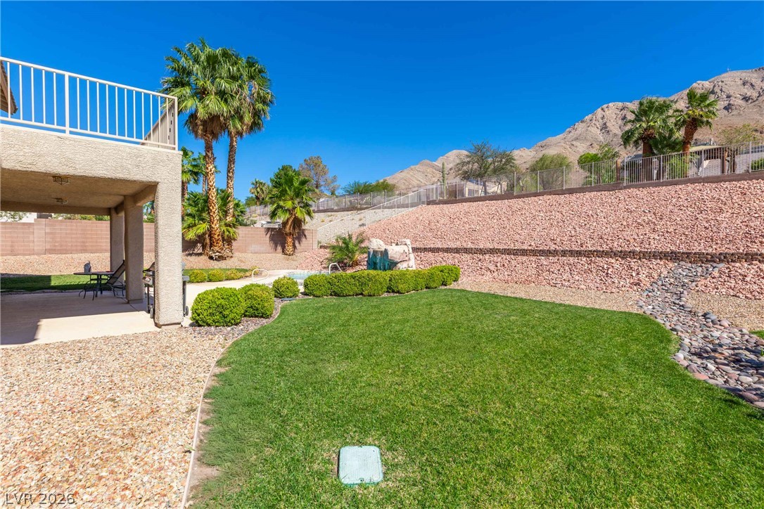828 Temple View Drive