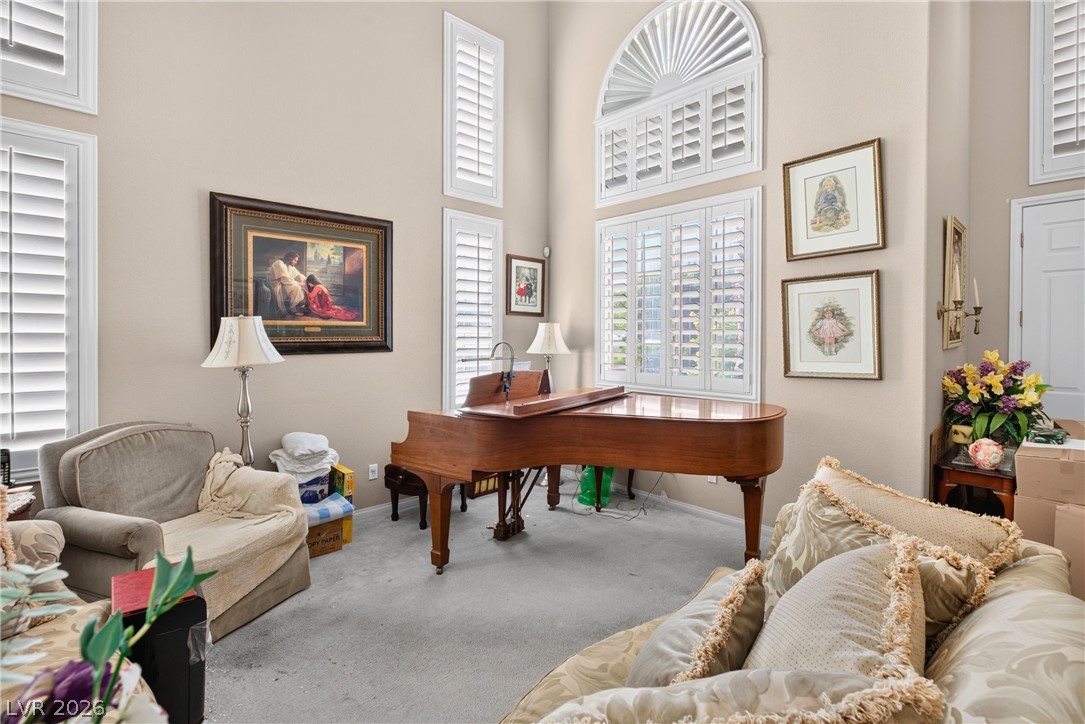 828 Temple View Drive
