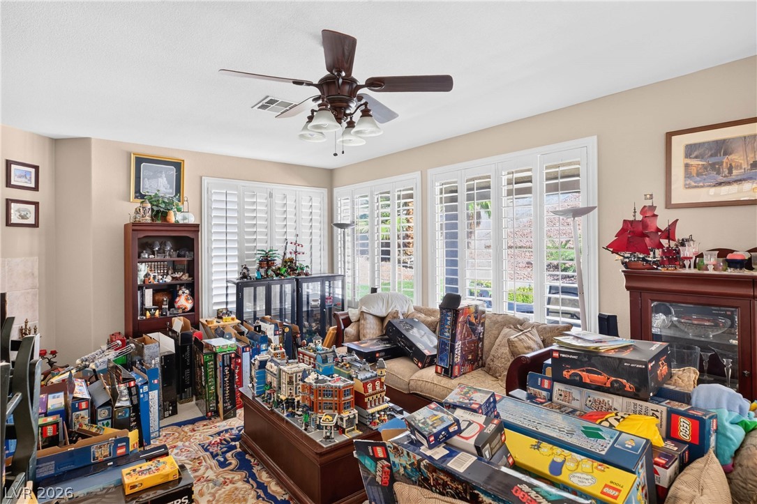 828 Temple View Drive