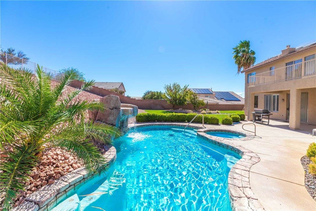 828 Temple View Drive