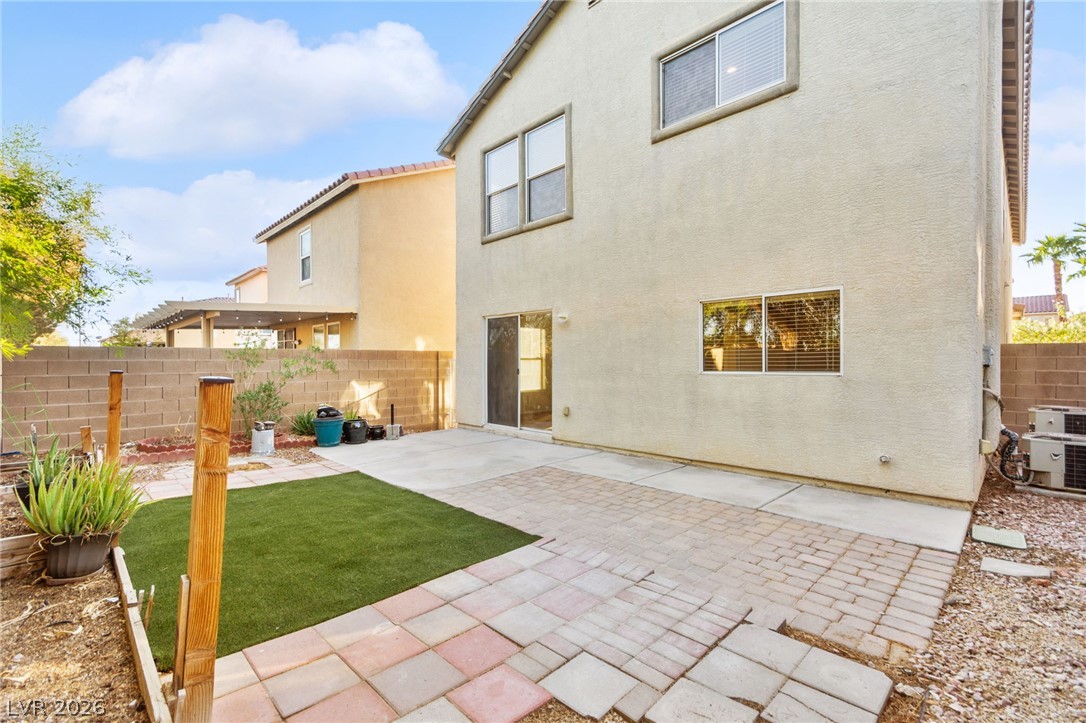 6220 Senegal Haven Street