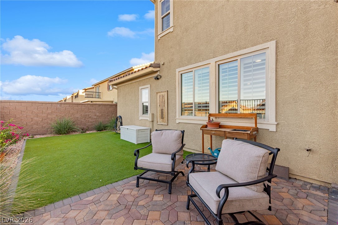 940 Rock Ledge Court