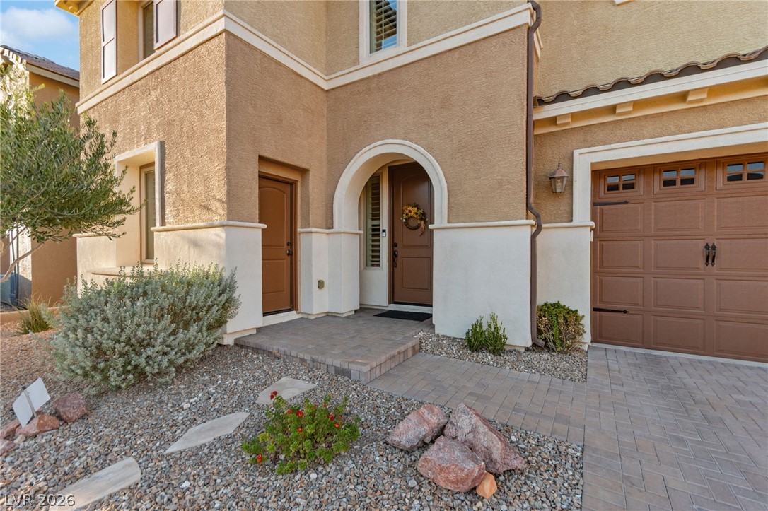 940 Rock Ledge Court